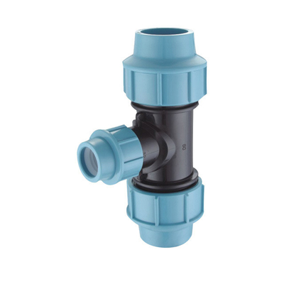 Accesorios para tuberías de agua Accesorios HDPE Accesorios de compresión DN 110 PP para el suministro de agua azul
