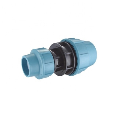20-110MM PN16 España Tipo de compresión PP Te Drip Fitting Forjado con conexión de brida