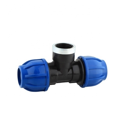 Accesorios de compresión de PP azul para el suministro de agua y el riego agrícola