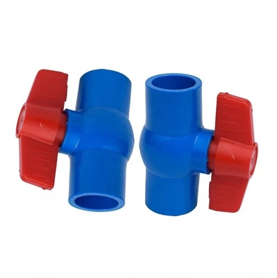 Válvula de bolas de PVC de longitud estándar de 1,5 pulgadas para riego Color azul y material
