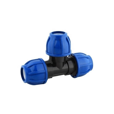 Fuente de suministro de agua Accesorios de compresión HDPE PP para sistemas de riego agrícolas y norma DIN